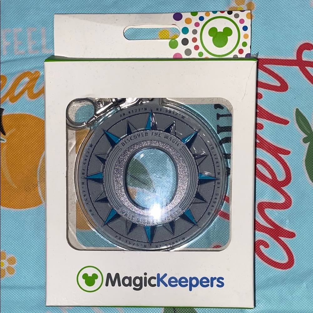 Disney MagicKeepers magic band Keychain